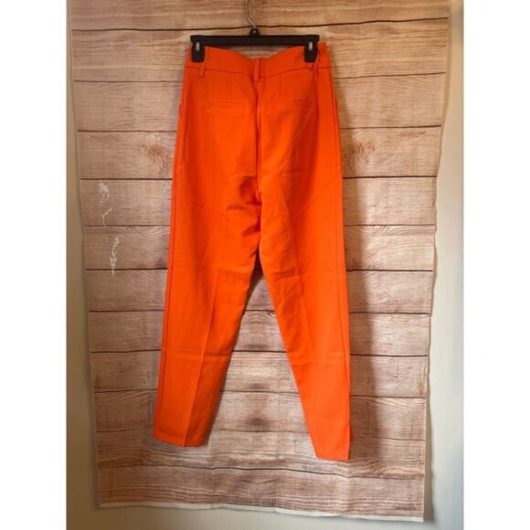 Pants‎ - Picture 3 of 5